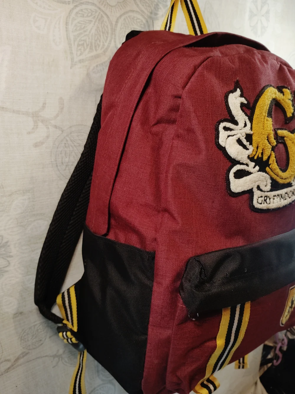 Harry Potter -Gryffindor Burgundy and Black Crest Backpack